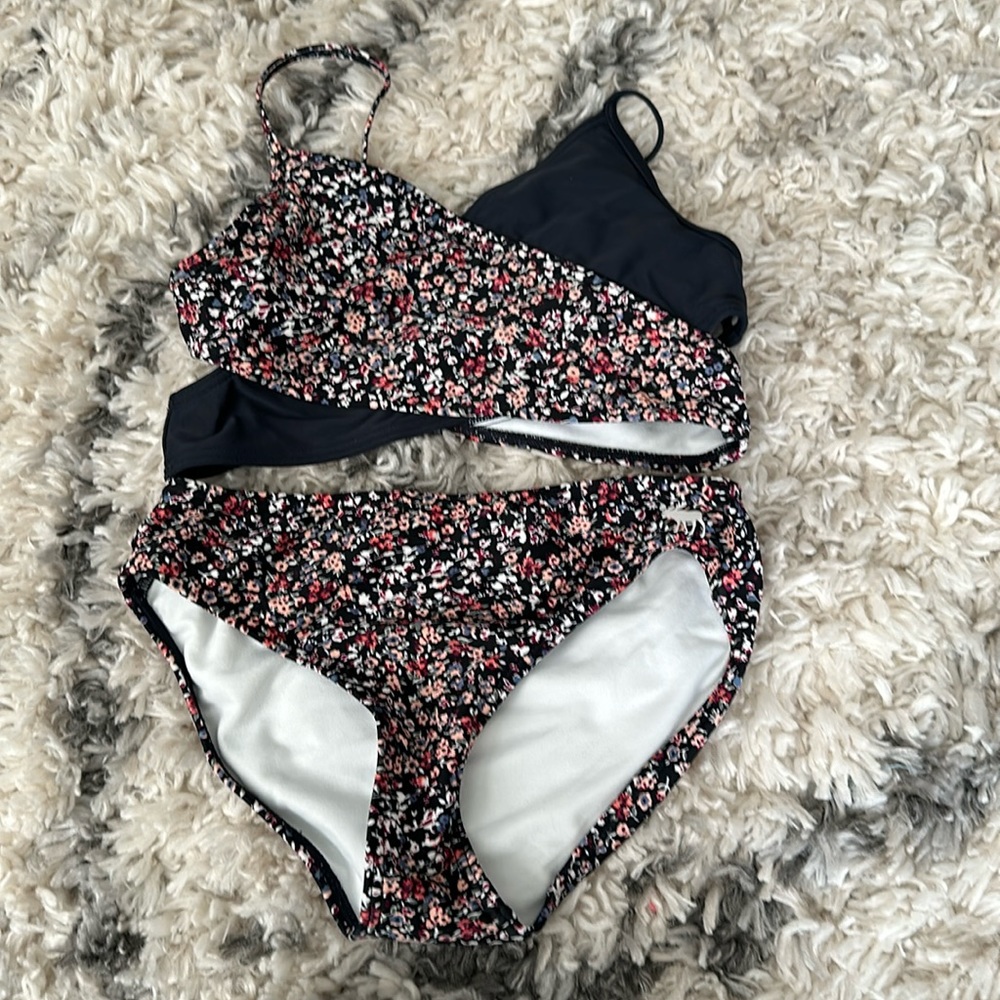 Abercrombie kids 2 piece bathing suit